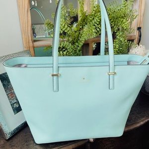 Beautiful Kate Spade Large Tote Handbag